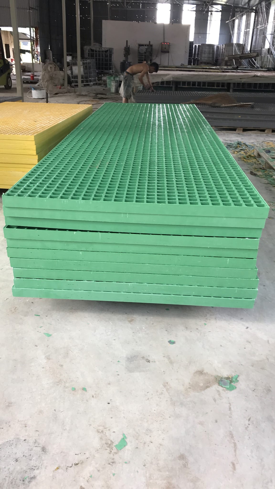 Tấm lưới sàn FRP nhựa composite – Chống gỉ, chịu lực, nhẹ bền